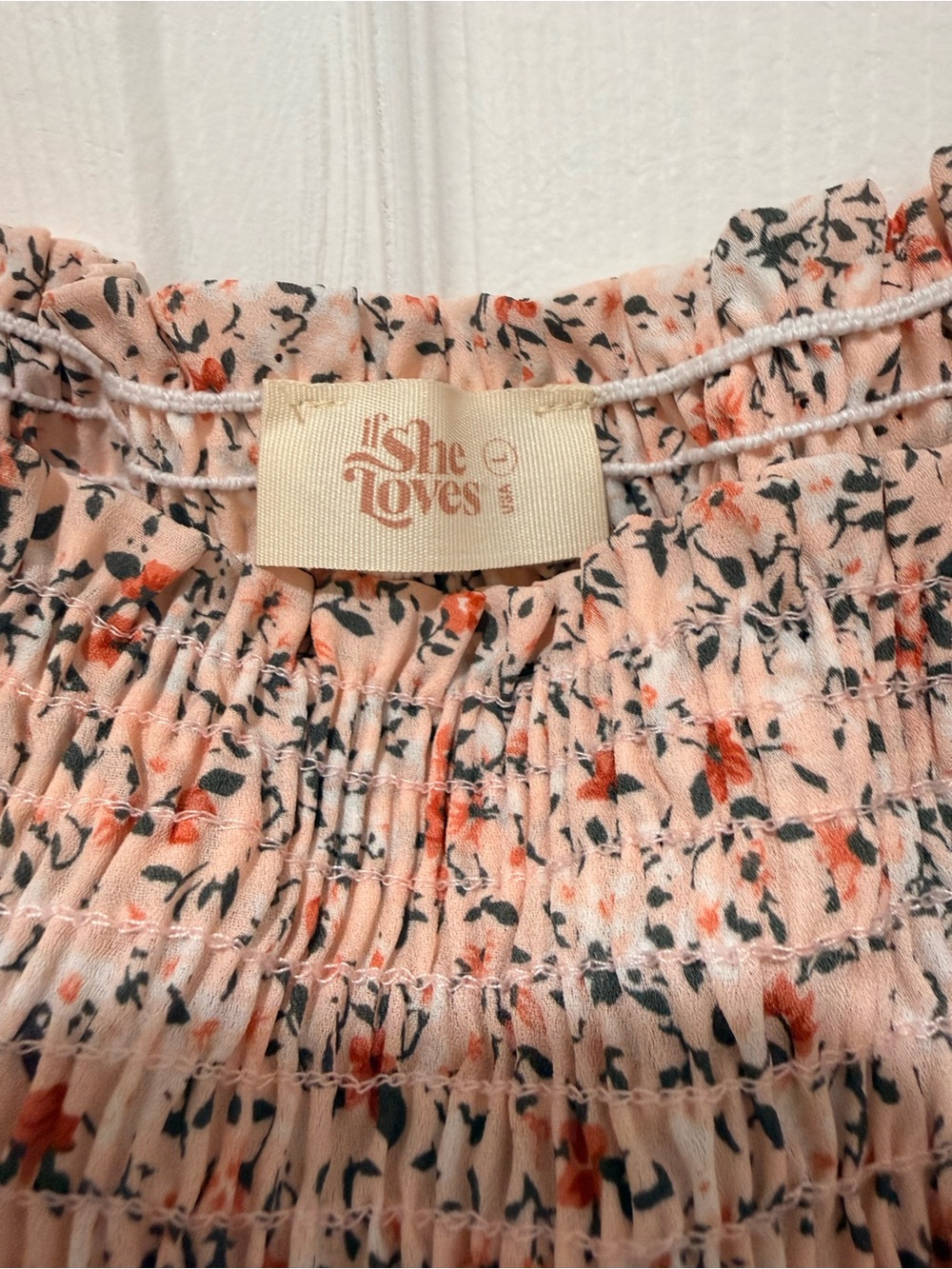 If she Loves Pink Floral Midi Dress with Puff Sleeves maternity - Picture 4 of 5